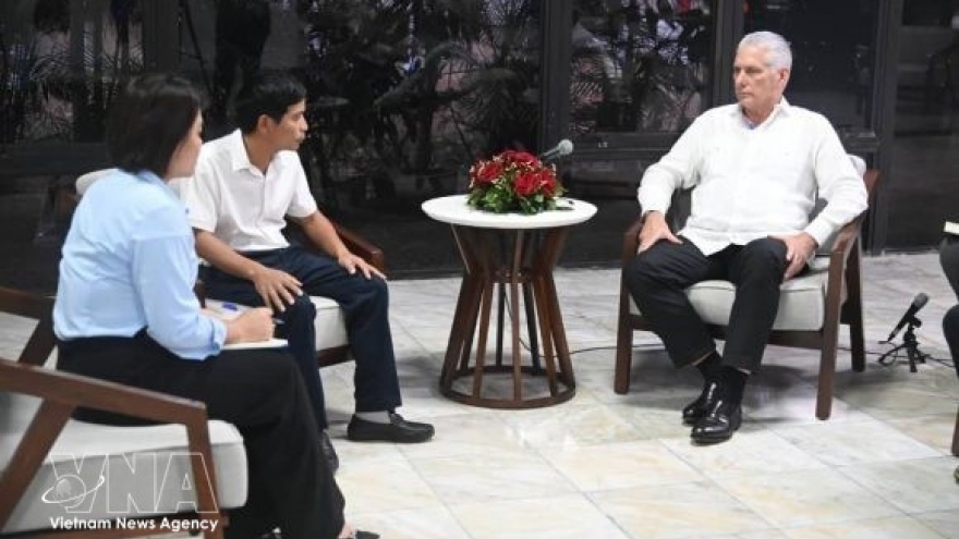 Cuban Party leader praises rice cultivation cooperation with Vietnam